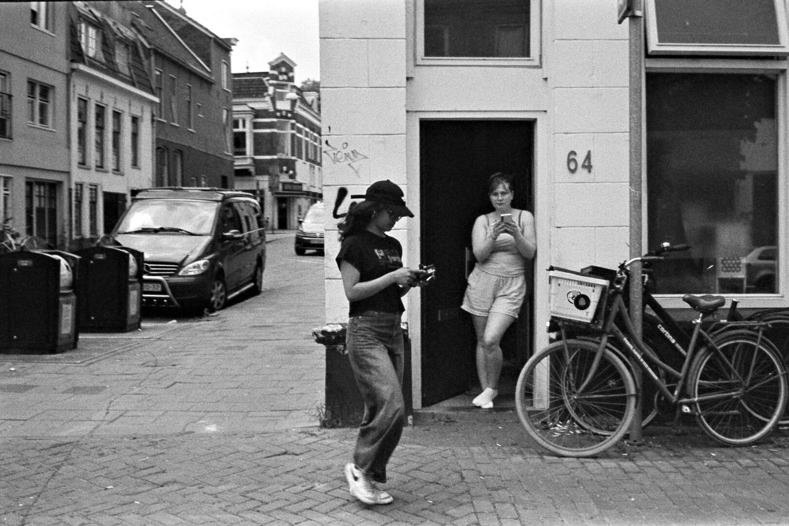 Groningen How social we are